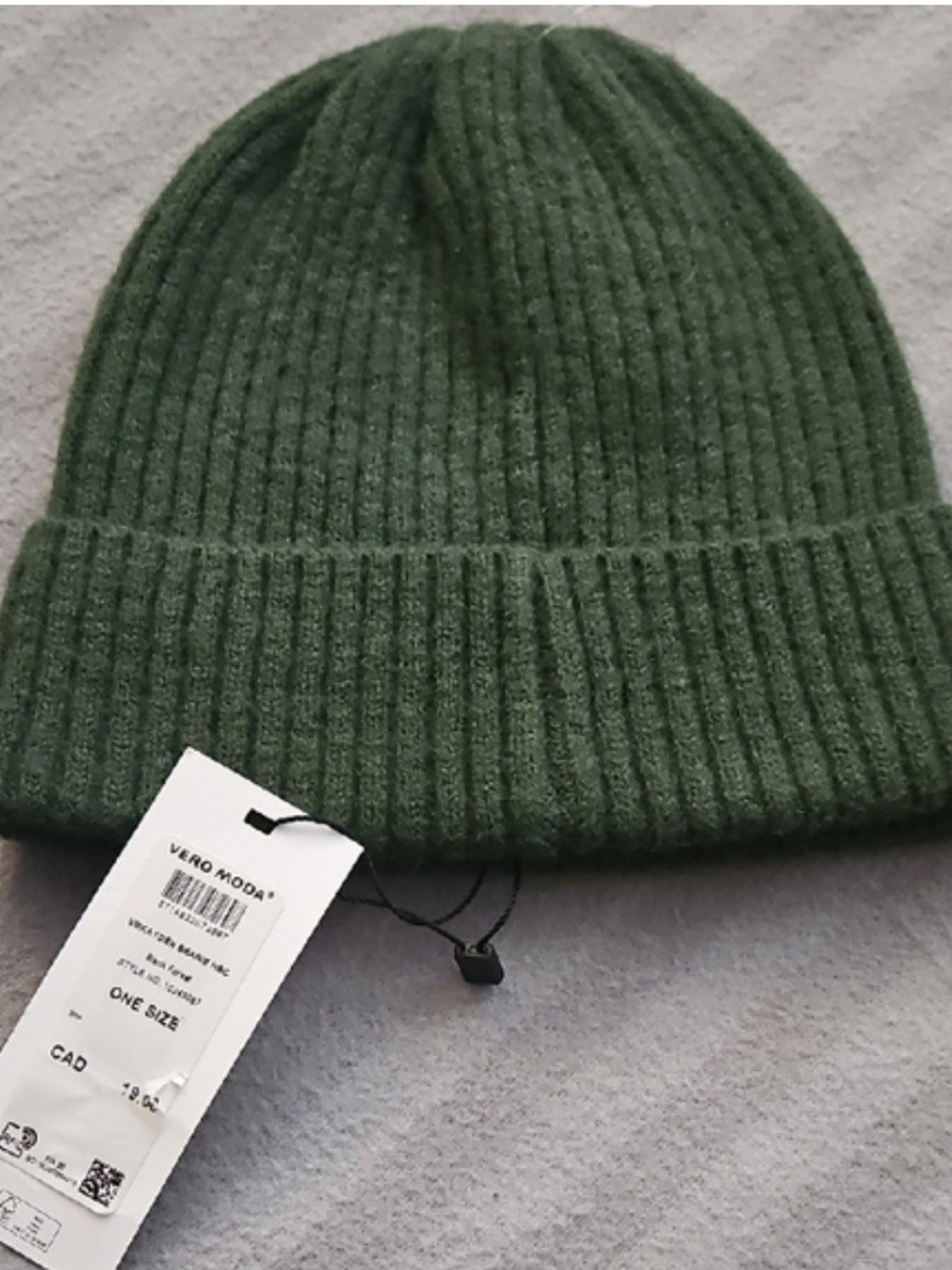 Vero Moda Men’s Olive Green Ribbed Beanie